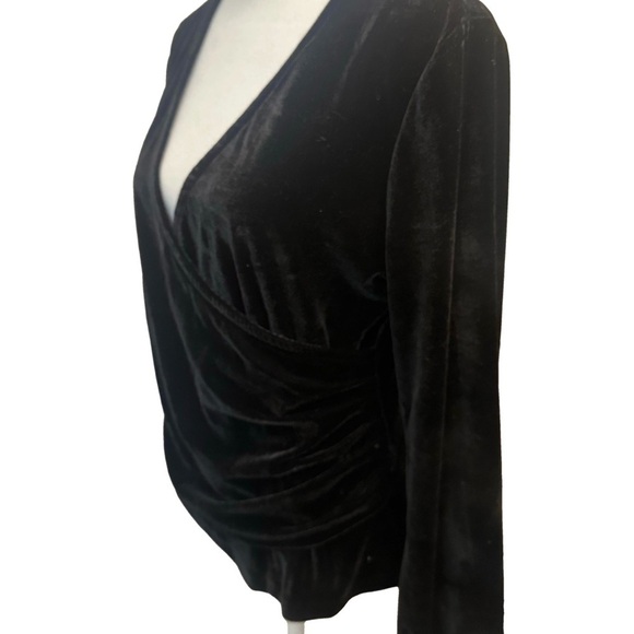 NWT Sexy Black Velvet Faux Wrap Blouse Med Whimsigoth Witchy Office Siren Corp - Picture 2 of 5